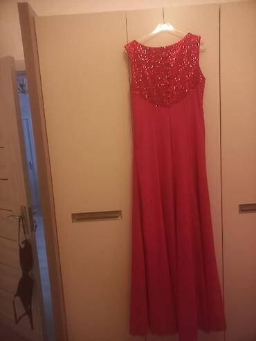 baki_moda_evi ziyafet geyimleri: Bir defe toya geyilib. 200 azn alınıb.Cox gözeldi. Eyinde eladır.45 — 1