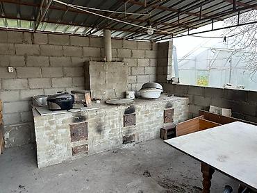 Продажа коттеджей и домов: 🏡 Продаётся 2-этажный дом в элитном районе Киргизия-1! ✨ Отличное — 5