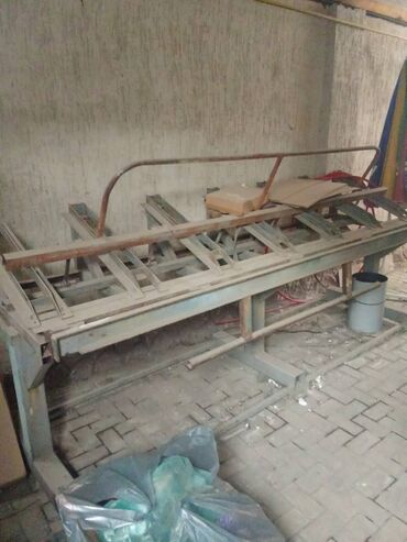 наковальня кузнечная купить бу: Продам Листогиб ручной до 2,0 мм толщина. длина 3,0метра - 50 000 сом