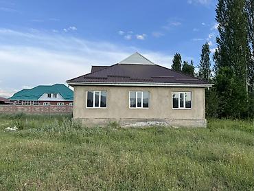 70 сом: Продаётся дом с мансардой на просторном участке. Основные — 5