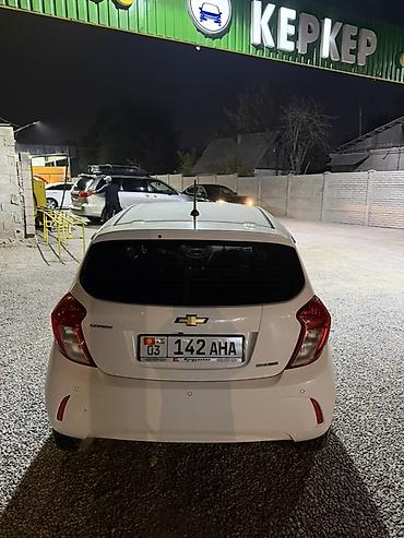 аренда chevrolet spark: Chevrolet Spark: 2020 г., 1 л, Автомат, Бензин, Хэтчбэк — 6
