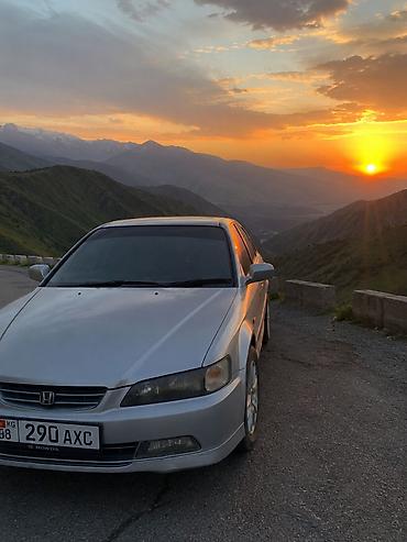 Транспорт: Honda Accord: 1998 г., 1.8 л, Типтроник, Бензин, Седан — 1