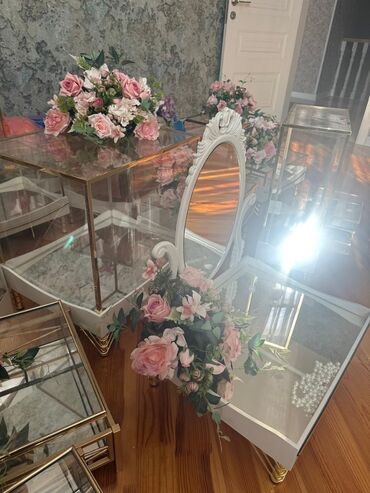 Hazır biznes: Iki nov ideal veziyyet de yeni xonca cesidleridir, qat qat baha alinib — 2