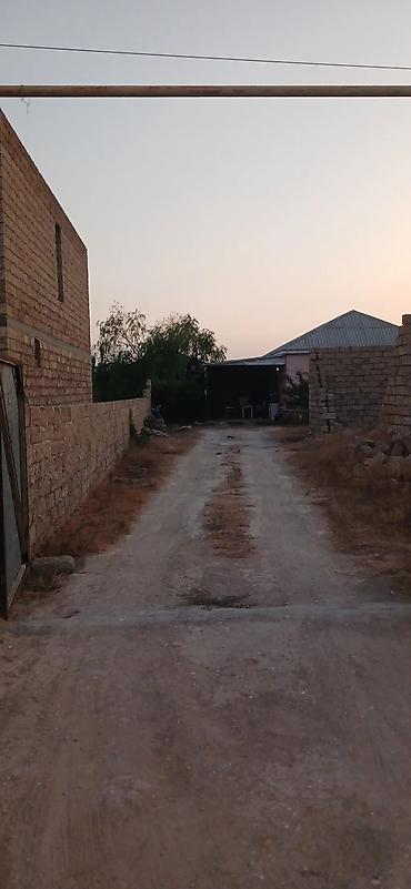 Həyət evləri və villaların satışı: Binə 3 otaqlı, 100 kv. m, Kredit yoxdur, Orta təmir — 10