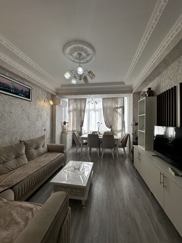 Pontiac: 3 комнаты, Новостройка, 76 м²