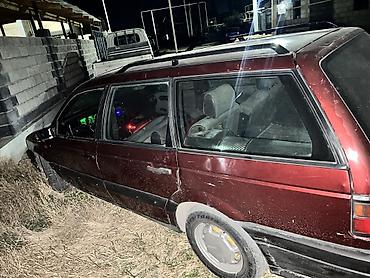 323 f: Volkswagen Passat: 1991 г., Механика, Бензин, Универсал — 2