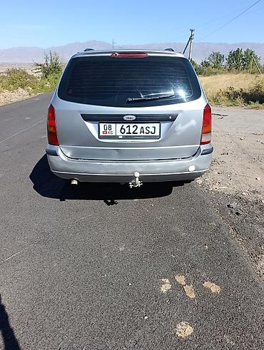 бу токмок: Ford Focus: 2002 г., 1.8 л, Кол менен иштөөчү, Бензин, Универсал — 4