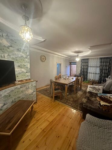 Bağ evlərinin satışı: Digah, 200 kv. m, 5 otaqlı, Hovuzsuz, Artezian quyusu, Kanalizasiya, Kombi -da lalafo.az — 3 Bağ evlərinin satışı: Digah, 200 kv. m, 5 otaqlı, Hovuzsuz, Artezian quyusu, Kanalizasiya, Kombi — 3