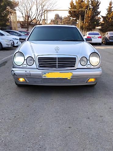 Mercedes-Benz: Mercedes-Benz E-Class: 2 l | 1996 il Sedan — 11