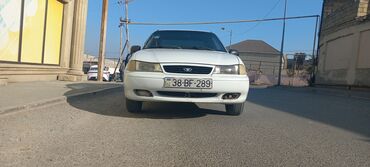 Daewoo: Daewoo Nexia: 1.5 l | 1997 il Sedan — 5