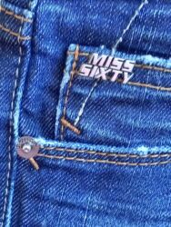 Farmerke: SUPER POVOLJNO! Nove farmerke original MISS SIXTY COLLECTION, STYLE — 6