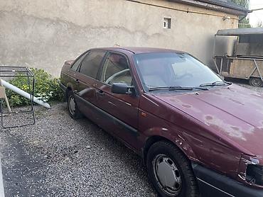 92: Volkswagen Passat: 1992 г., 2 л, Механика, Бензин, Седан — 4