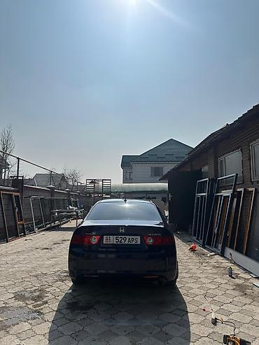 Honda: Honda Accord: 2004 г., 2 л, Седан — 4