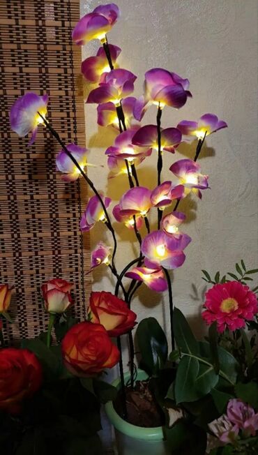 led h 7: Enerjiyə qənaət edən lampa, 200 Vt