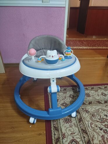 оюнчук машине: Балдар арабасы, түсү - Көгүлтүр, Колдонулган