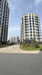 Продажа квартир: 2 комнаты, 79 м², 2 этаж — 23