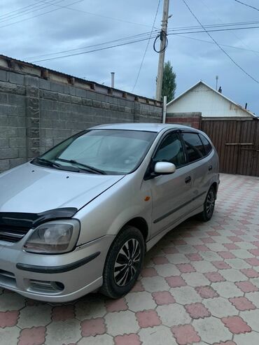 Nissan: Nissan Almera Tino: 2001 г., 1.8 л, Механика, Бензин, Хэтчбэк