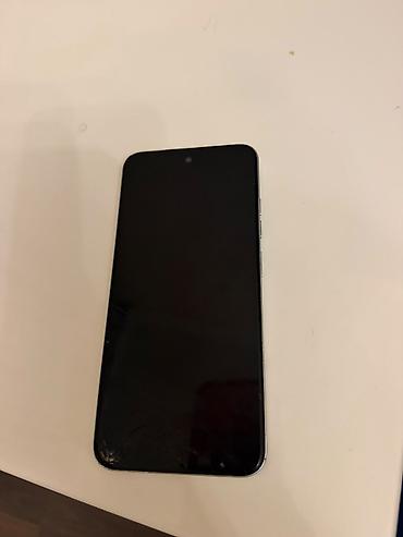 Tecno rəng - Ağ, Qırıq