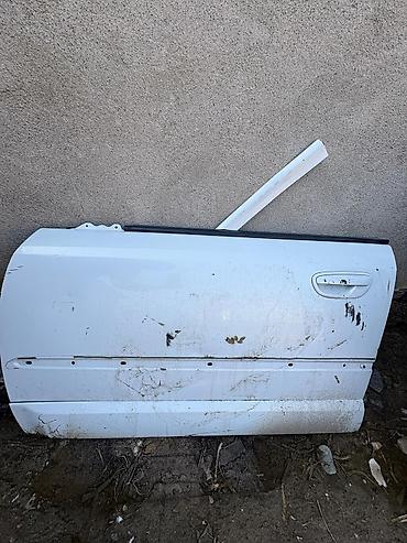 Двери и комплектующие: Автомобильные двери (передние/задние) в сборе/частично в сборе — 6