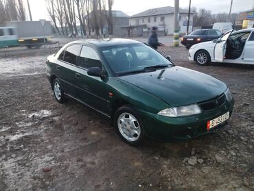 Mitsubishi: Mitsubishi Carisma: 1999 г., 1.8 л, Механика, Бензин, Хэтчбэк