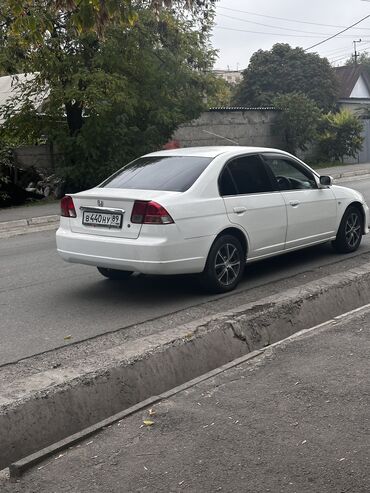 Honda: Honda Civic: 2003 г., 1.7 л, Автомат, Бензин, Седан