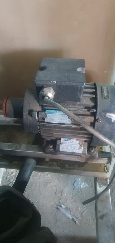 Промышленные насосы: Гидравлическая станция (маслостанция) Состав и конструкция: - — 9