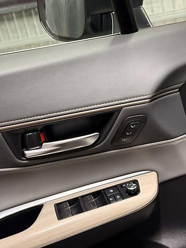 ge: Toyota Venza: 2021 г., 2.5 л, Гибрид, Кроссовер — 7