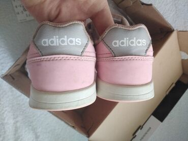 Patike: Adidas, Veličina - 30 — 10