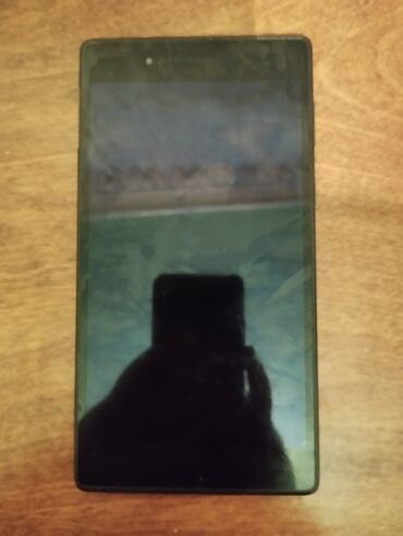 telefon tutacag: Lenovo IdeaPhone K900, 32 GB, rəng - Qara, Qırıq, Face ID