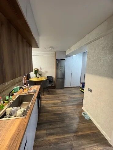 сдаю квартиру в районе аламединского рынка: 2 комнаты, 43 м², Индивидуалка, 7 этаж, Евроремонт