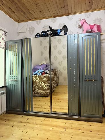 Geniş sürgülü qapılı şkaf-garderob - Material: MDF/Lam DF panel lalafo.az -da Geniş sürgülü qapılı şkaf-garderob - Material: MDF/Lam DF panel