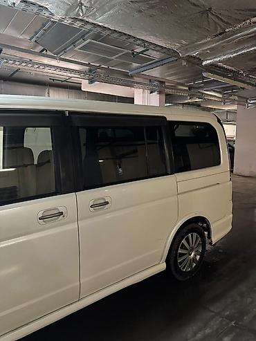 Honda: Honda Stepwgn: 2004 г., 2 л, Автомат, Бензин, Минивэн — 4