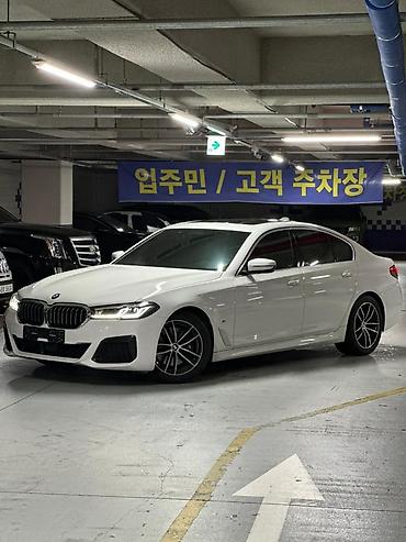 mers 212: BMW 5 series: 2021 г., Седан — 3