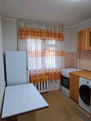 жк ривьера: 2 комнаты, 47 м², 104 серия, 1 этаж, Косметический ремонт