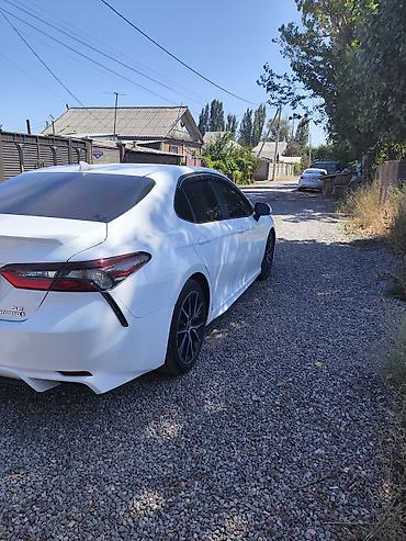накидка камри: Toyota Camry: 2022 г., 2.5 л, Автомат, Гибрид, Седан — 5