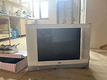 ТВ и видео: JVC+
Köhne tv 
İşlək vəziyetdedi
50 azn
Endirim de olacaq — 3