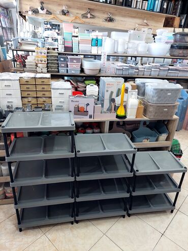 Lesa: Plastik modular rəflər – ev və ofis üçün praktik saxlama həlli - — 2