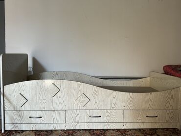 мяхкий мебель: Односпальная кровать, Новый