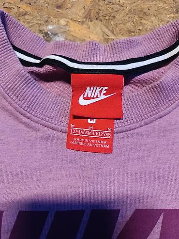 Gornji i donji deo: Prodajem nike originale razne haljina ranac trenerke duksevi na lalafo.rs — 5 Gornji i donji deo: Prodajem nike originale razne haljina ranac trenerke duksevi — 5