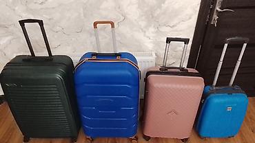 Çamadanlar: Mavi ve yaşil 25 kg her biri 55 manataRozvu Almaniyadan alinib — 3