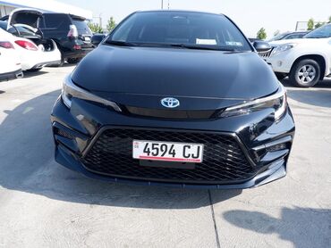 Toyota: Toyota Corolla: 1.8 l | 2023 il Sedan — 1