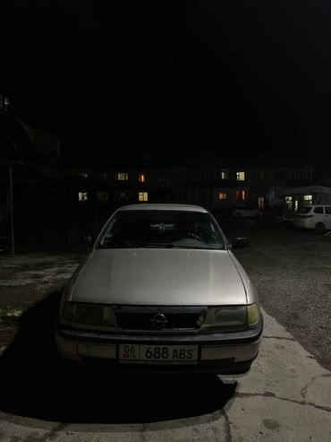 опел кадет: Opel Vectra: 1990 г., 1.6 л, Механика, Бензин, Седан