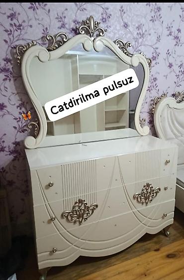 heyet evleri satilir: SAMİRƏ 🦋
Termo satilir.
*Qiymeti 135 Azn.*
Unvan Mehdiabad — 1