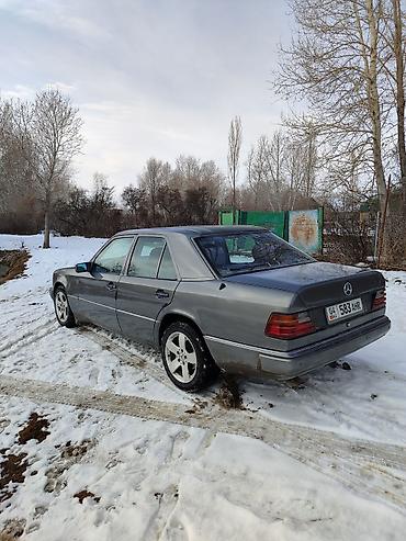 Mercedes-Benz: Mercedes-Benz W124: 1992 г., 3 л, Механика, Бензин, Седан at lalafo.kg — 6 Mercedes-Benz: Mercedes-Benz W124: 1992 г., 3 л, Механика, Бензин, Седан — 6