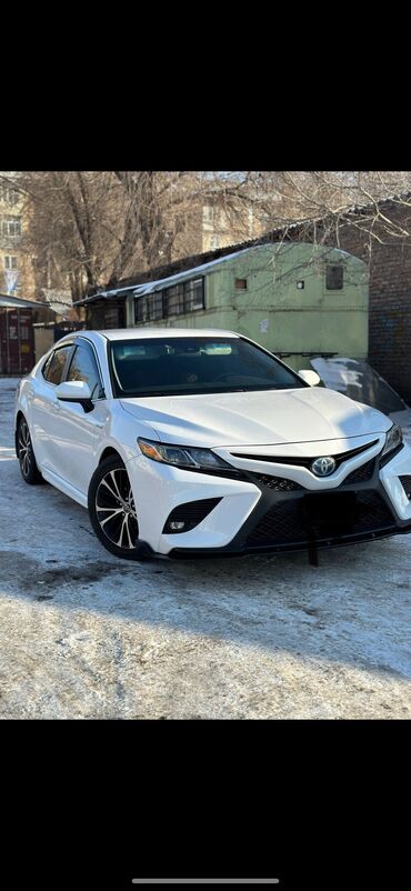 Toyota: Toyota Camry: 2018 г., 2.5 л, Вариатор, Гибрид