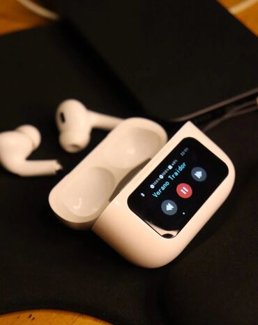 arxa goruntu: AirPods Pro smart ekrnalı ⭐ Əsas Xüsusiyyətlər: ✅ LED Smart Ekran