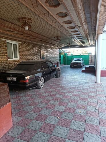 Долгосрочная аренда домов: 100 м², 5 комнат, Утепленный, Бронированные двери, Сарай