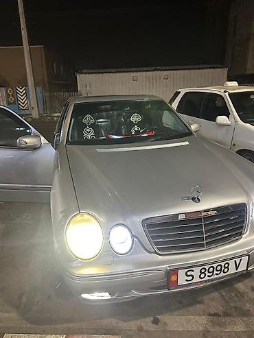 яркие: Mercedes-Benz E-Class: 2002 г., Автомат, Седан — 2