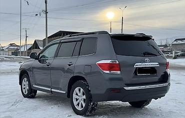 Toyota: Toyota Highlander: 2013 г., 3.5 л, Автомат, Бензин, Внедорожник at lalafo.kg — 3 Toyota: Toyota Highlander: 2013 г., 3.5 л, Автомат, Бензин, Внедорожник — 3