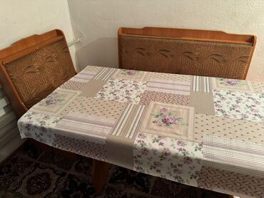 варианты размещения кухонной мебели: Кухонный стол и стул, Б/у, Самовывоз, цвет - Коричневый